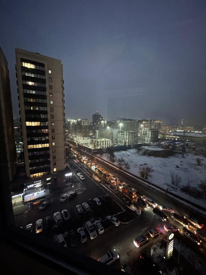 Апартамент Со Стильным Интерьером У "Мега Алматы" Exterior photo
